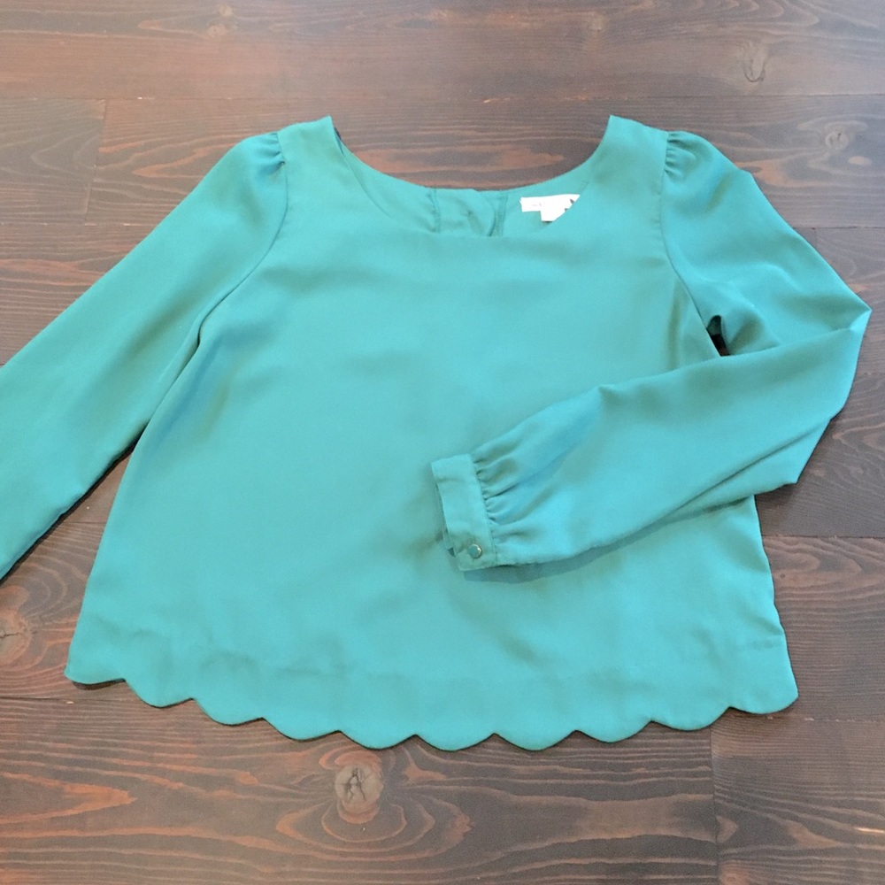 Scallop crop dress top. Teal color